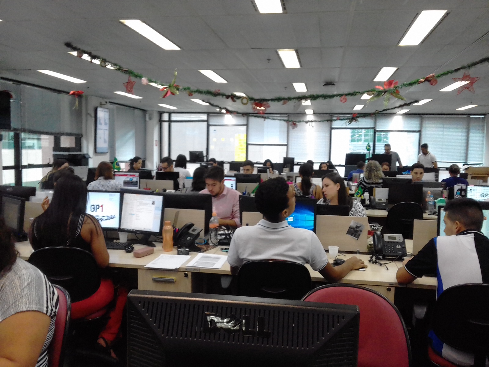 Equipe em operação de inventário